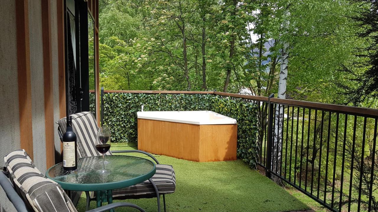 Private Hideaway Villa วานากา ภายนอก รูปภาพ